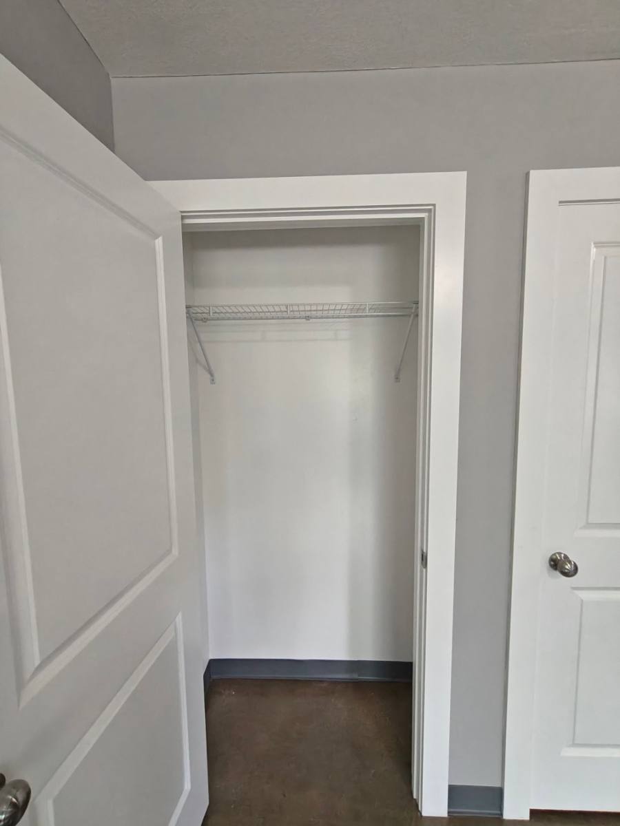 Apartment for rent at 1336 N Walnut St, Iola, KS 66749