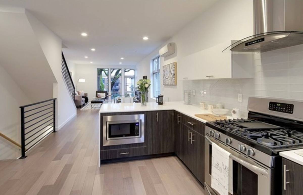 Townhouse for rent at 1721 NW 60th St, Seattle, WA 98107