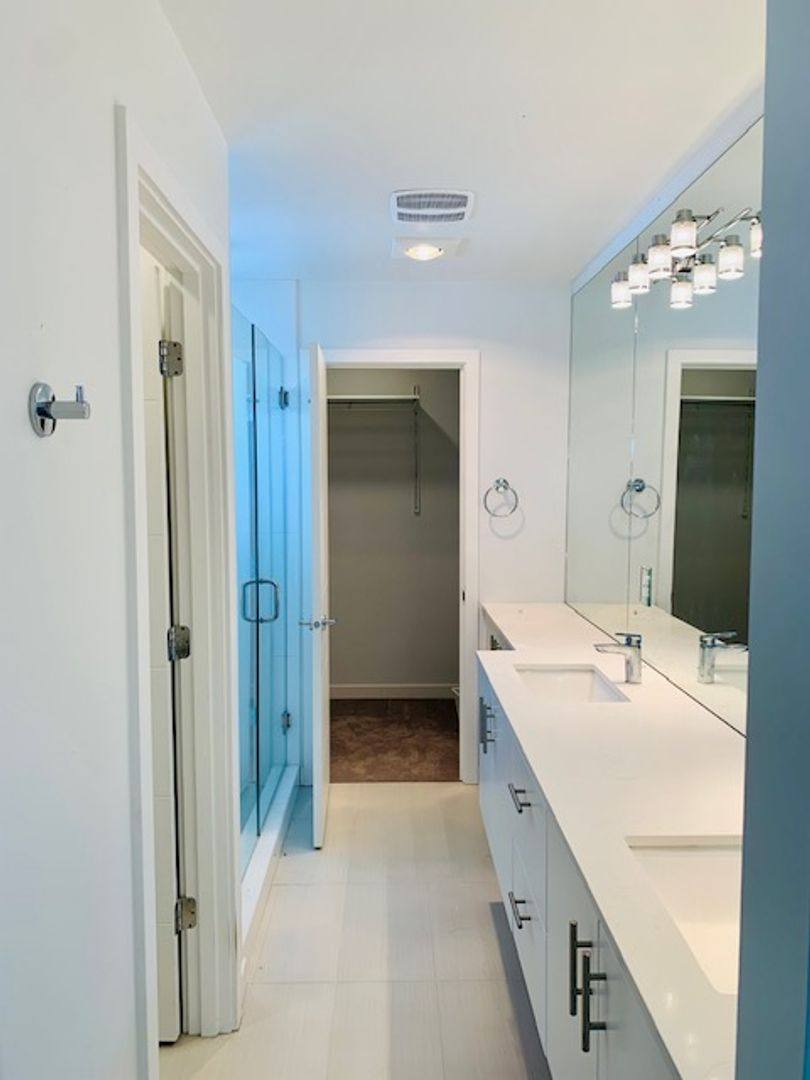 Townhouse for rent at 1721 NW 60th St, Seattle, WA 98107