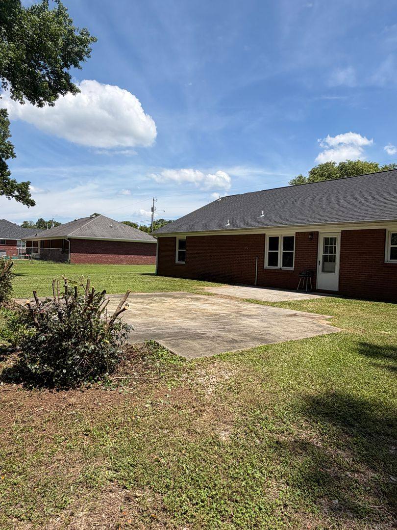 House for rent at 141 Katina Rd, Hazel Green, AL 35750