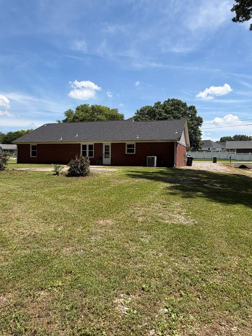 House for rent at 141 Katina Rd, Hazel Green, AL 35750