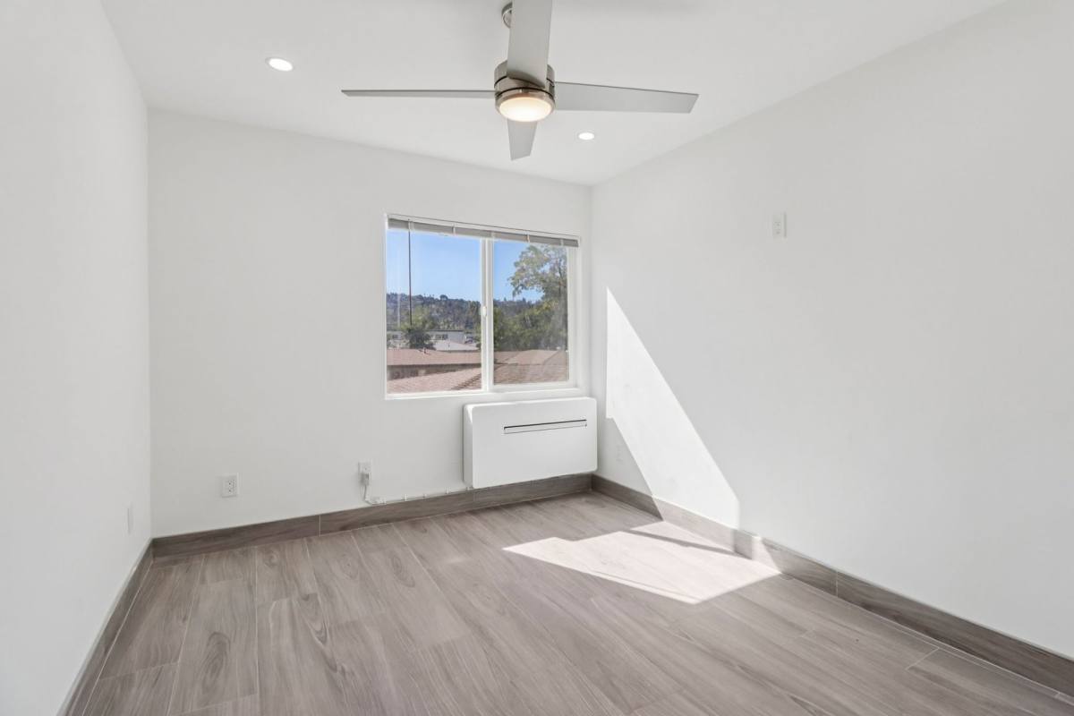Townhouse for rent at 738 S Orange Ave, El Cajon, CA 92020