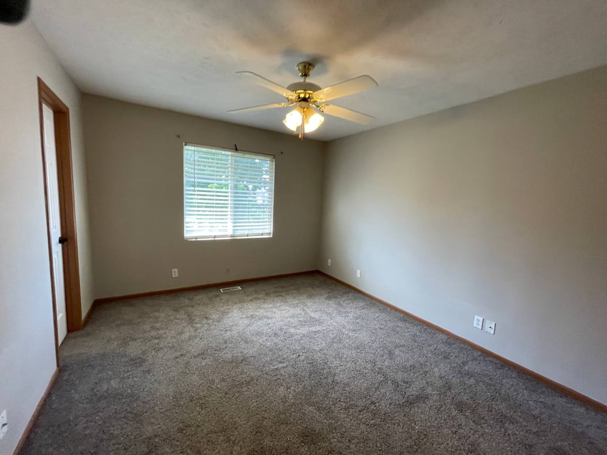 House for rent at 8013 Newport Ave, Omaha, NE 68122