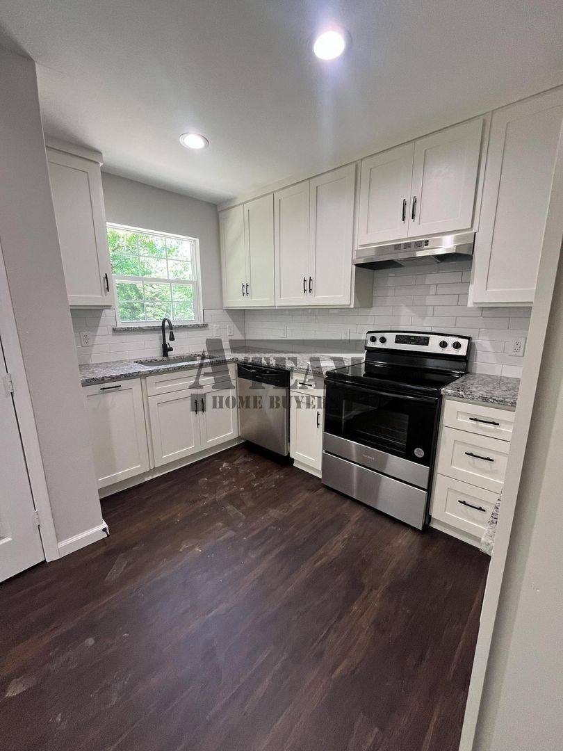 House for rent at 127 Guadalupe St, Mabank, TX 75156