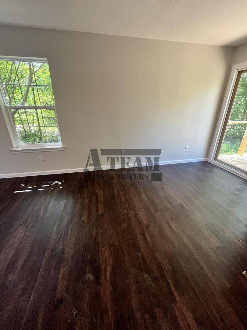 House for rent at 127 Guadalupe St, Mabank, TX 75156