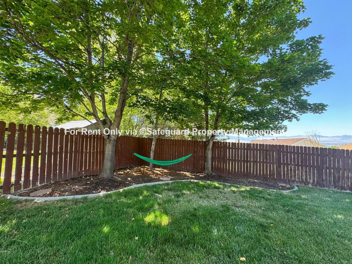 House for rent at 15052 S Manilla Dr, Draper, UT 84020