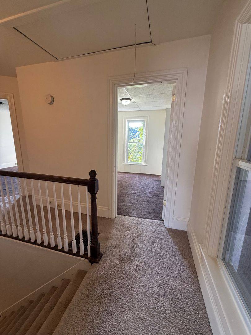 House for rent at 131 W Pike St, Canonsburg, PA 15317
