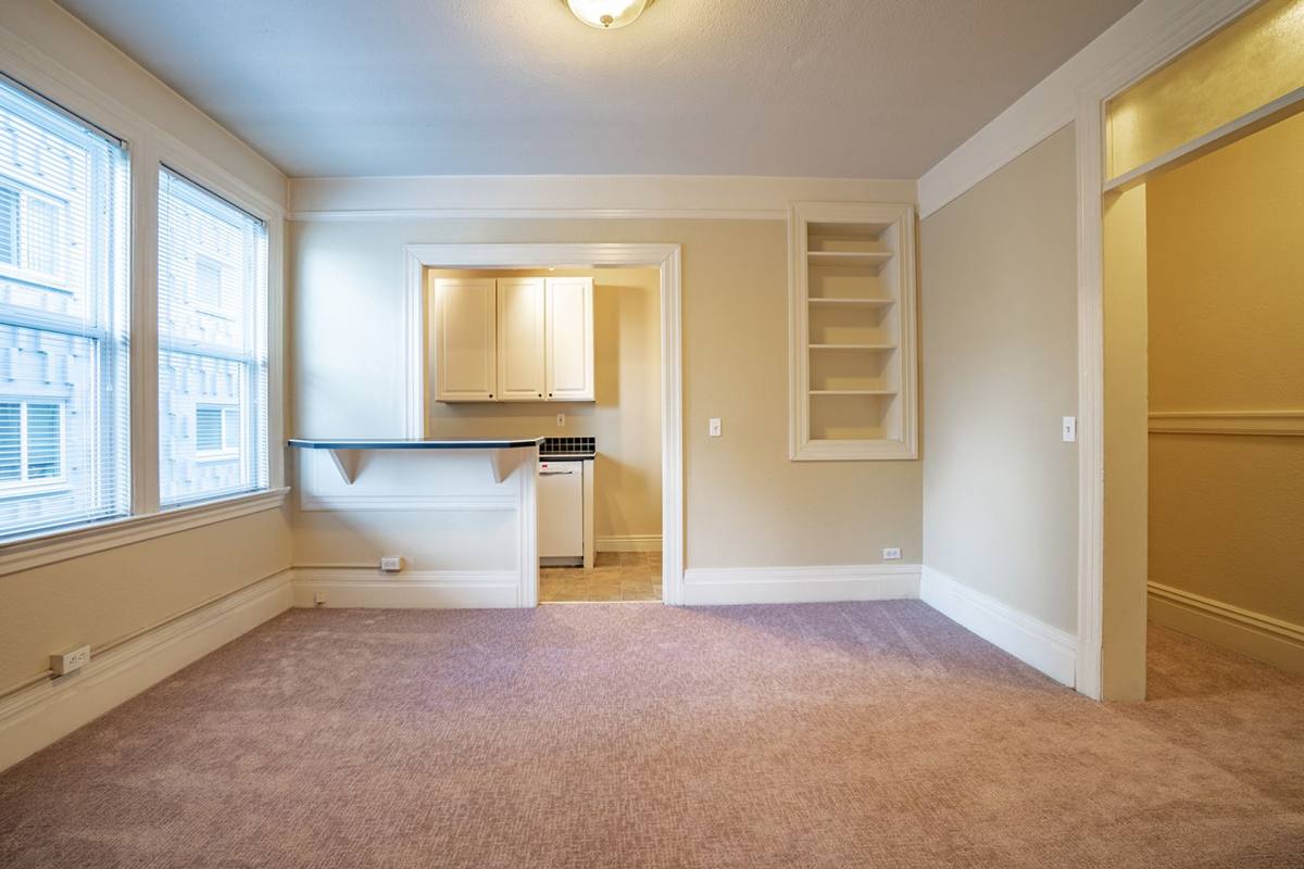 Apartment for rent at 1711 Bellevue Ave, Seattle, WA 98122