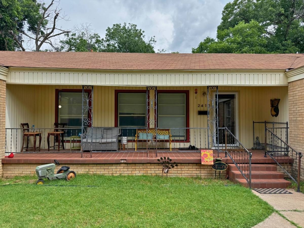 House for rent at 2412 Dartmouth St, Wichita Falls, TX 76308