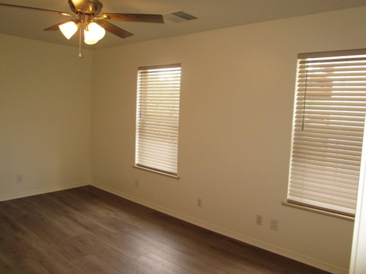 Townhouse for rent at 1704 Lead SE, Albuquerque, NM 87106
