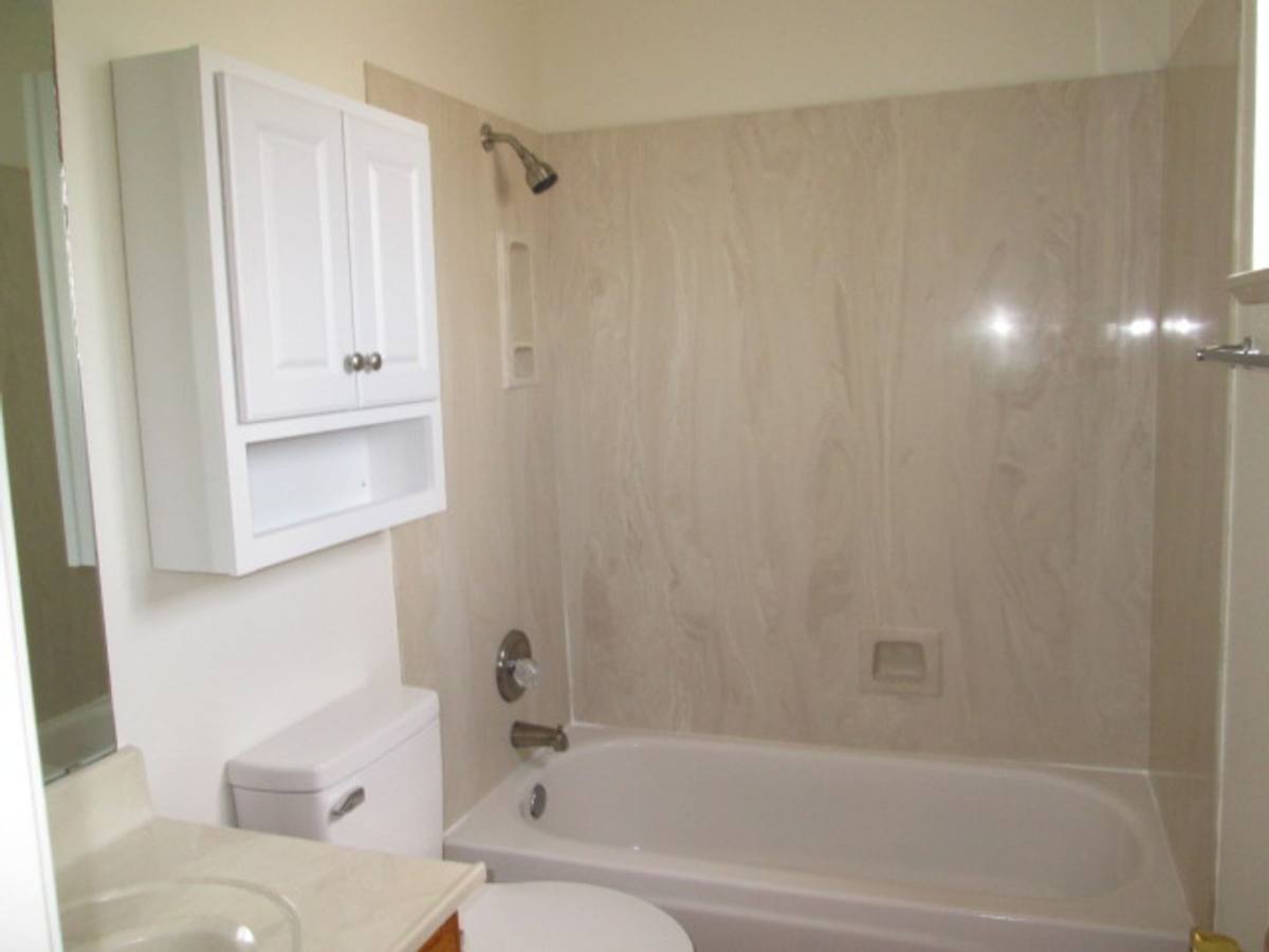 Townhouse for rent at 1704 Lead SE, Albuquerque, NM 87106