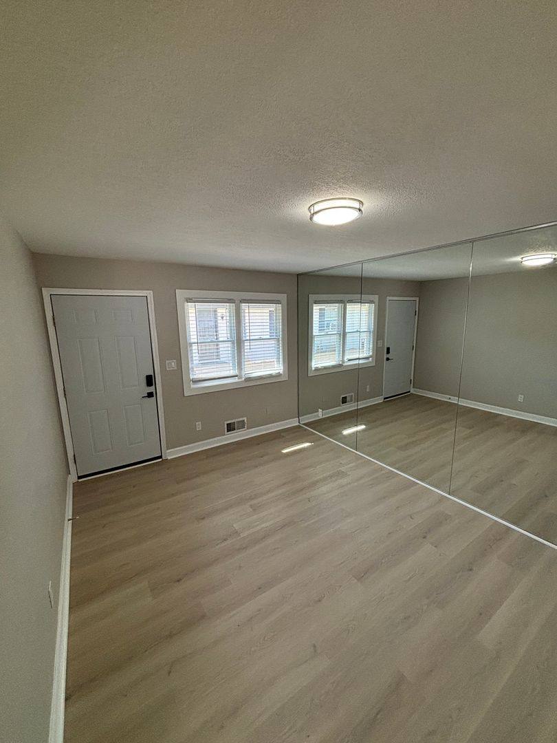 Apartment for rent at 3143 Puckett Rd, Kansas City, KS 66103