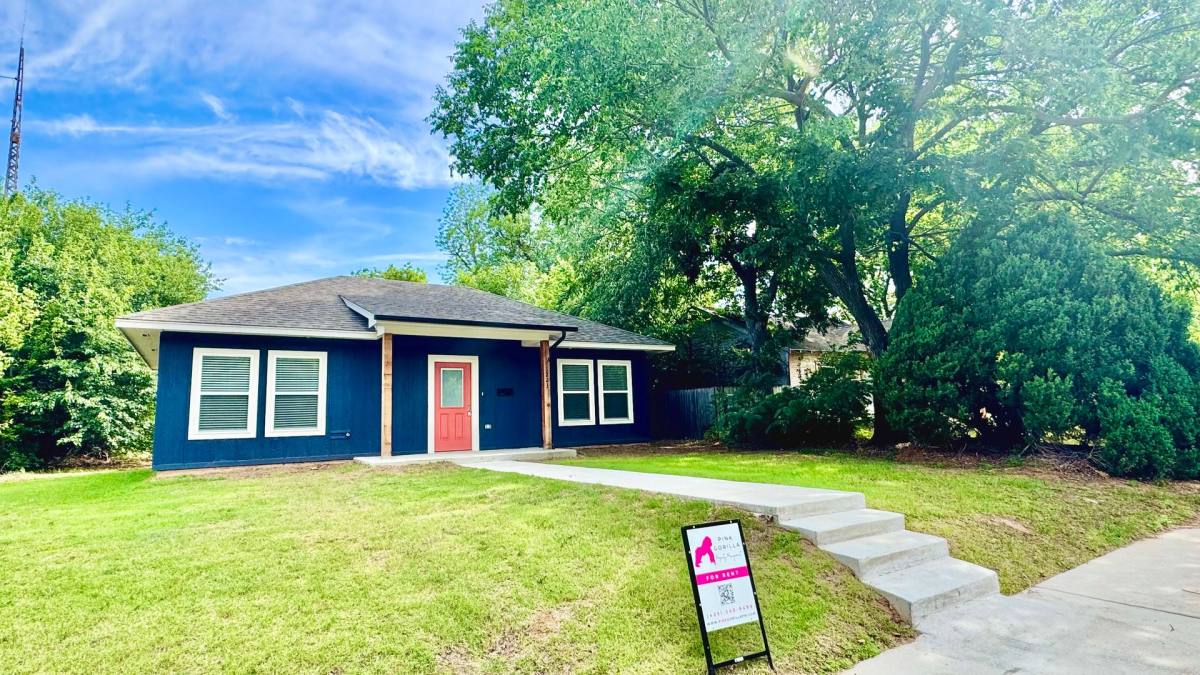 House for rent at 1223 W Colorado Ave, Chickasha, OK 73018