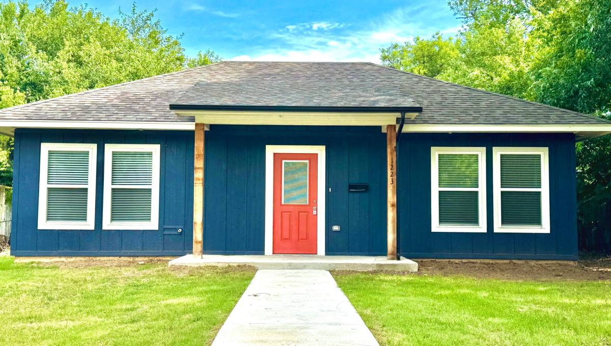 House for rent at 1223 W Colorado Ave, Chickasha, OK 73018