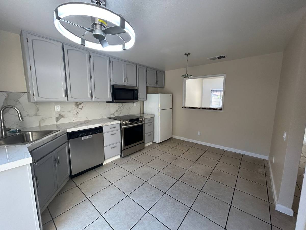 House for rent at 2104 Sharon Way, Modesto, CA 95350