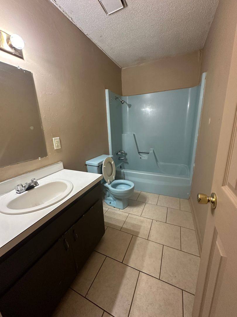 Apartment for rent at 1403 Kimberly Dr, Paragould, AR 72450