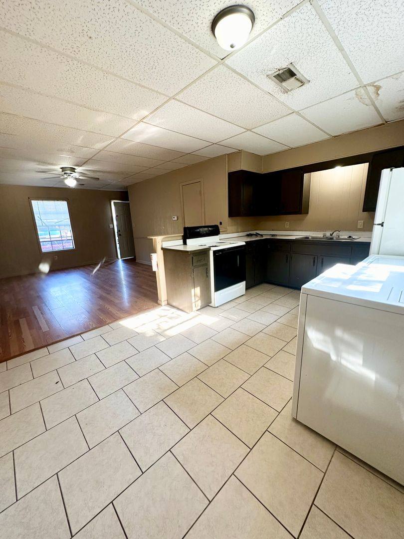 Apartment for rent at 1403 Kimberly Dr, Paragould, AR 72450