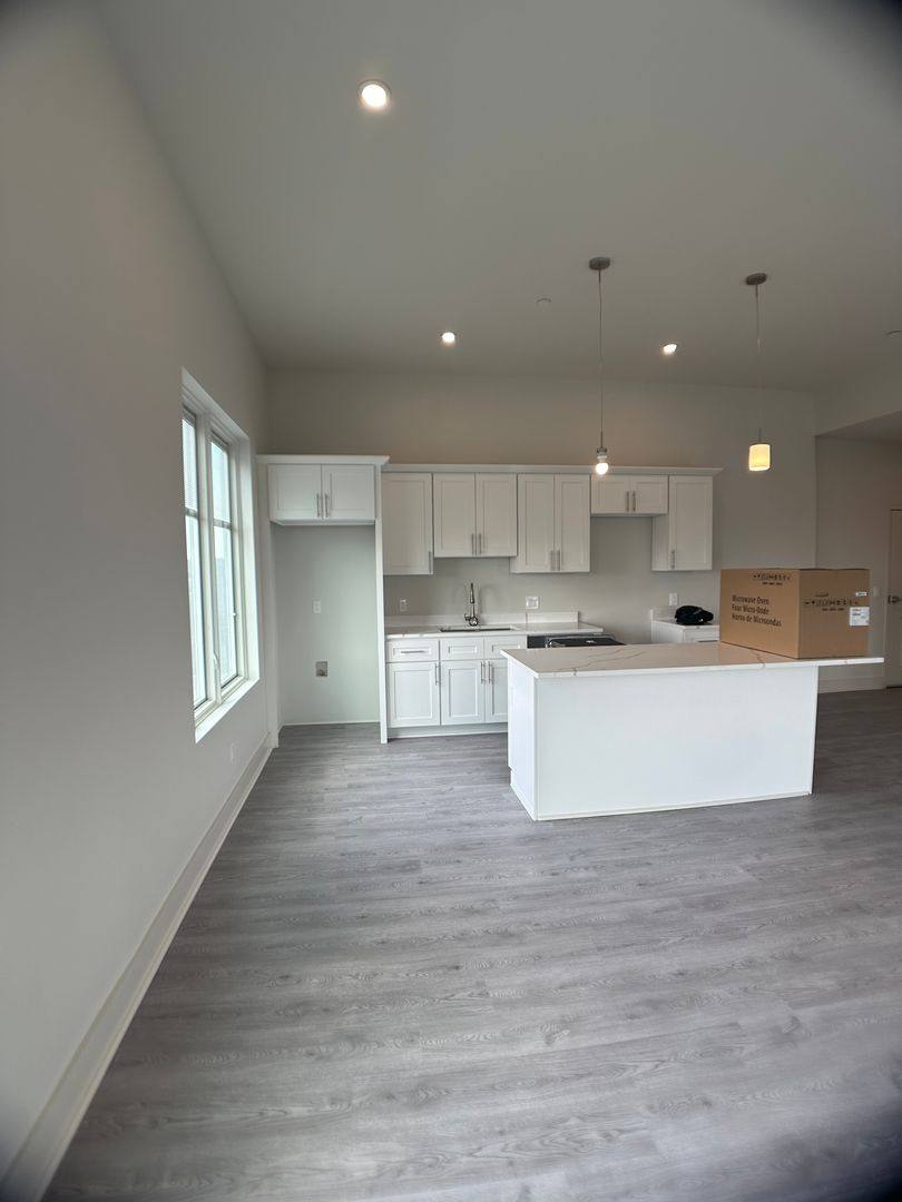 473 Washington St, Providence, RI 02903 - Apartment for Rent - Image 8