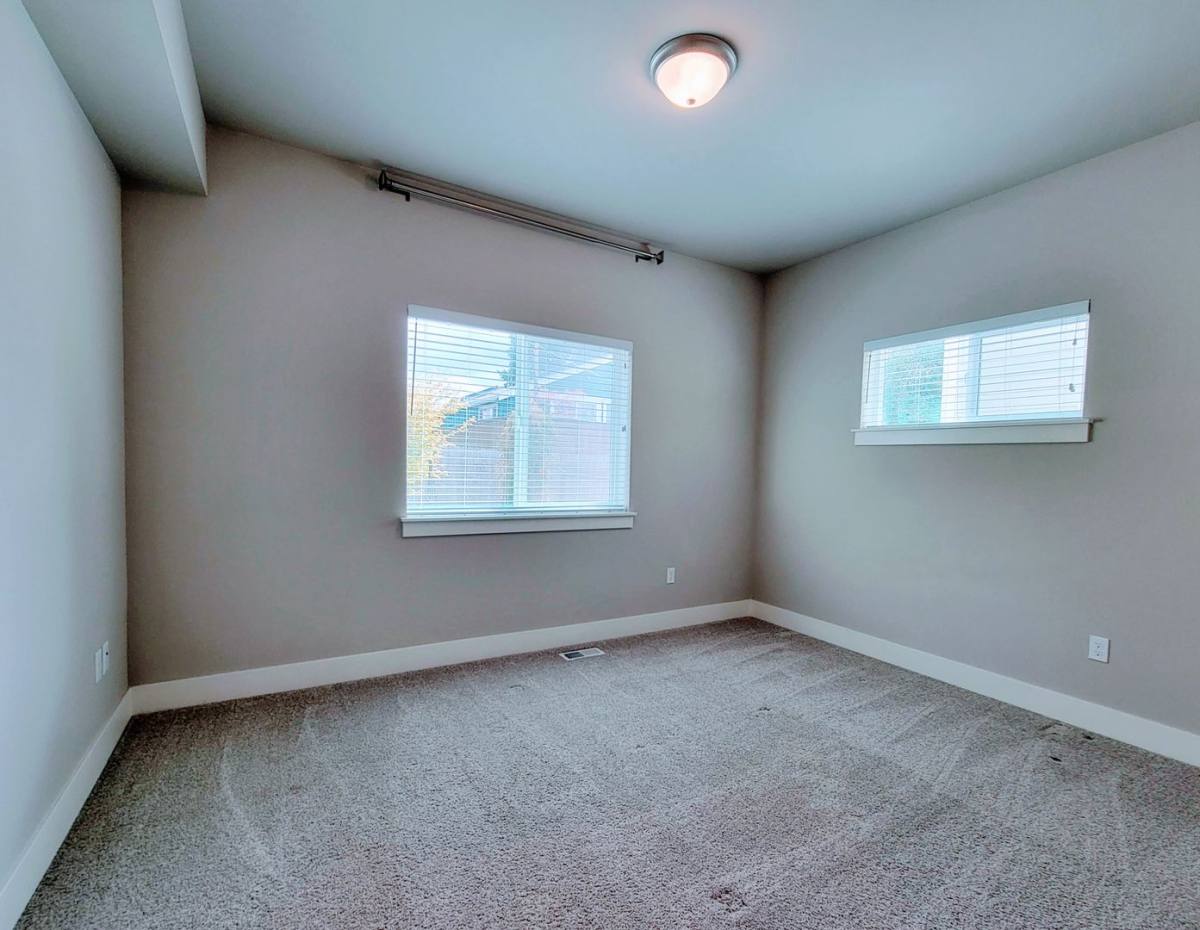 House for rent at 1122 Pitt Ave, Bremerton, WA 98310