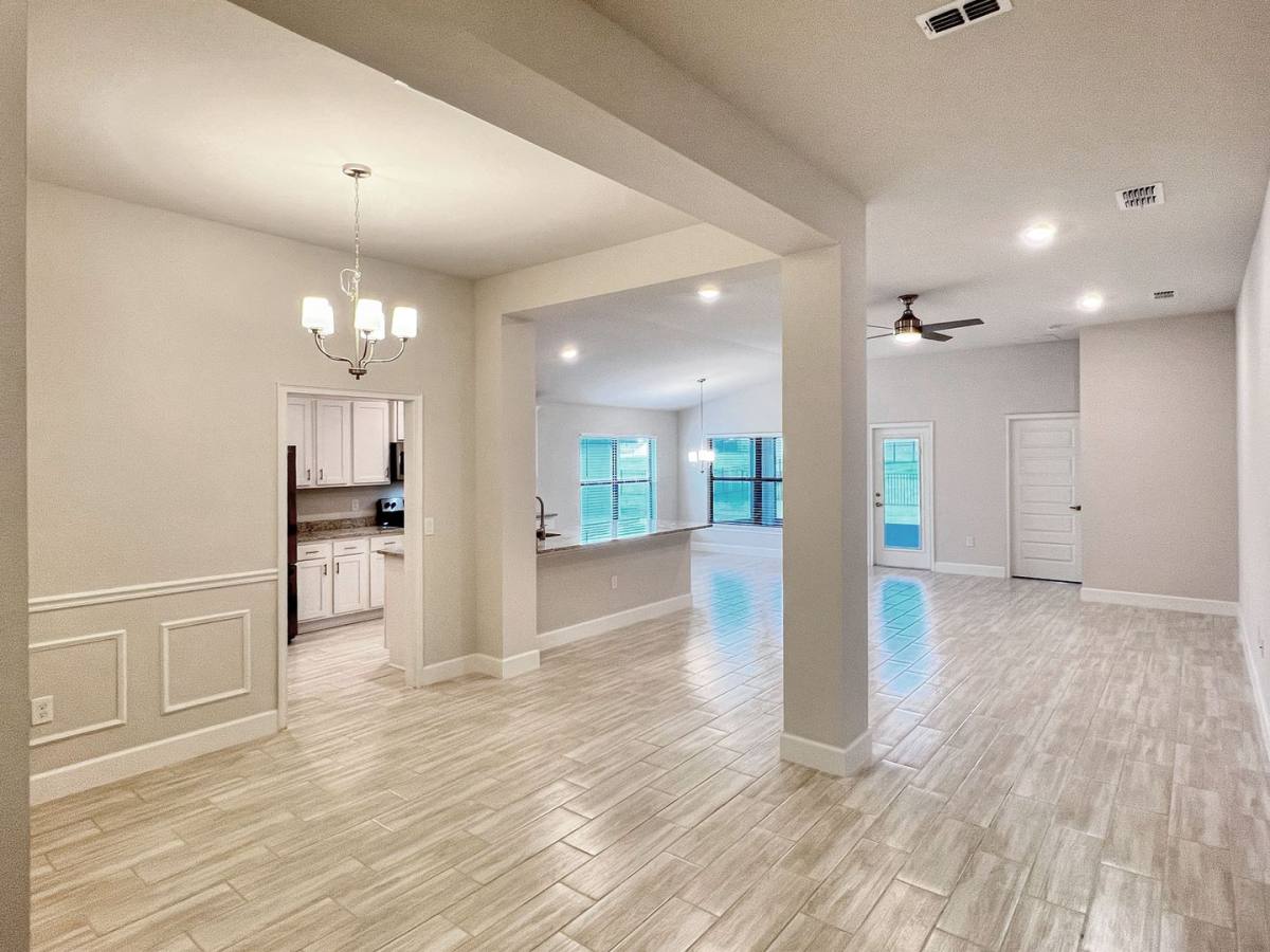House for rent at 5080 Tennessee Lake Dr, Auburndale, FL 33823