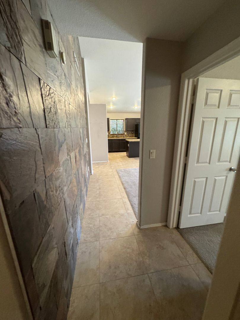 House for rent at 5913 W Mercury Way, Chandler, AZ 85226