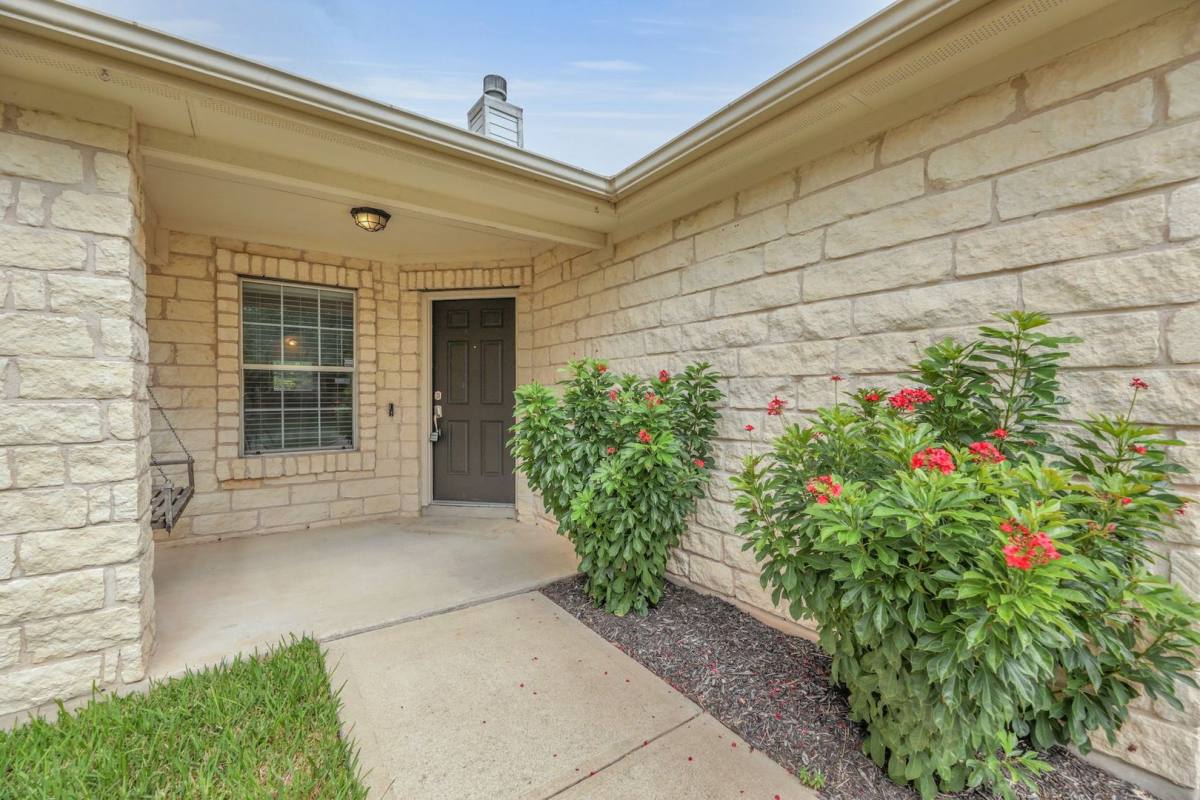 House for rent at 18612 Silent Water Way, Pflugerville, TX 78660