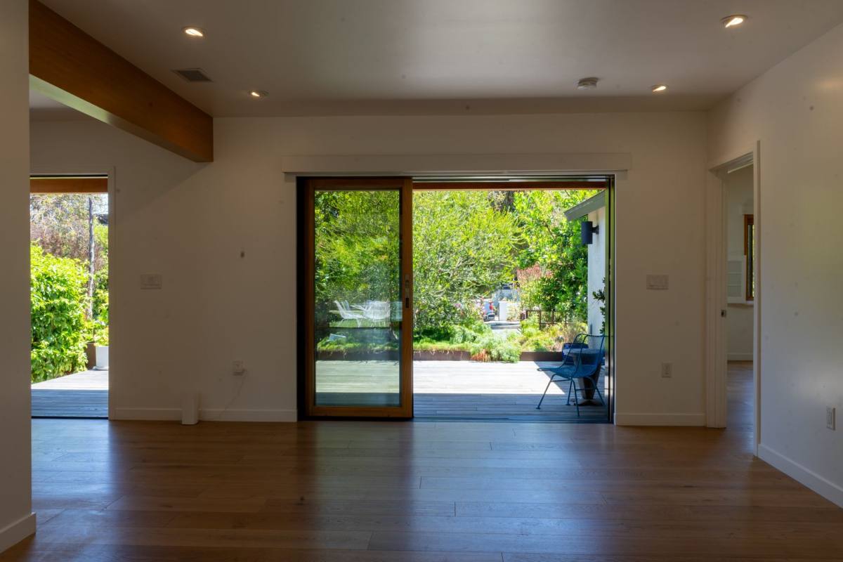 House for rent at 2211 Ashland Ave, Santa Monica, CA 90405