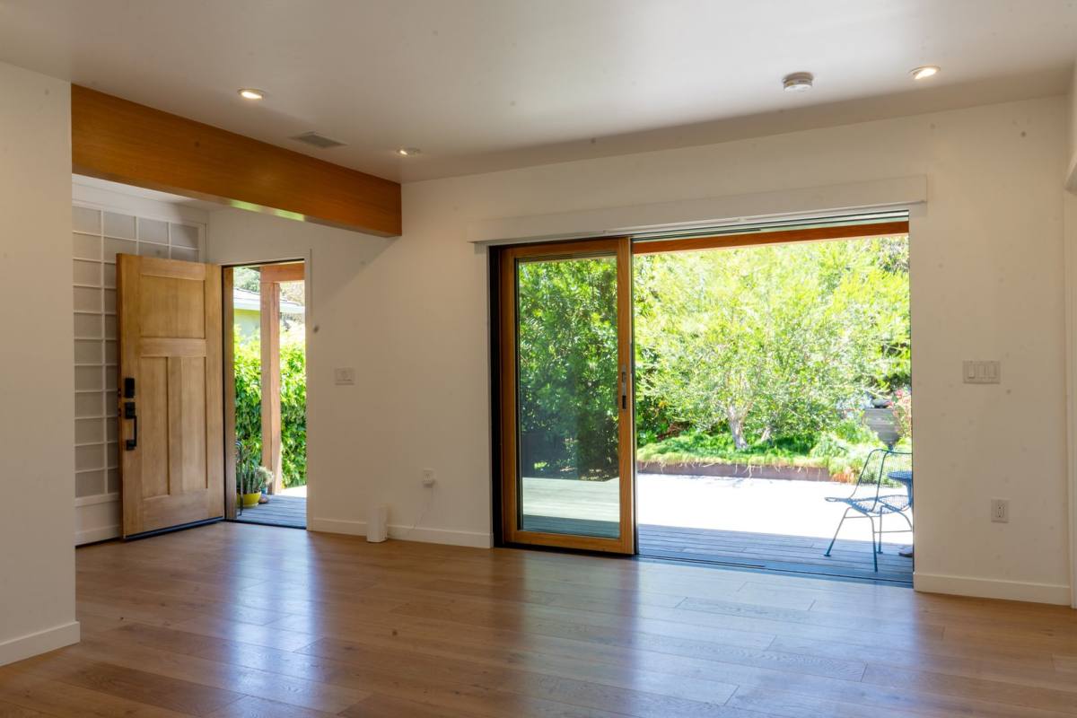 House for rent at 2211 Ashland Ave, Santa Monica, CA 90405