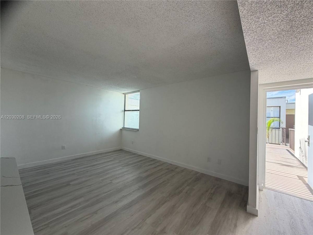 House for rent at 20200 W Country Club Dr, Miami, FL 33180