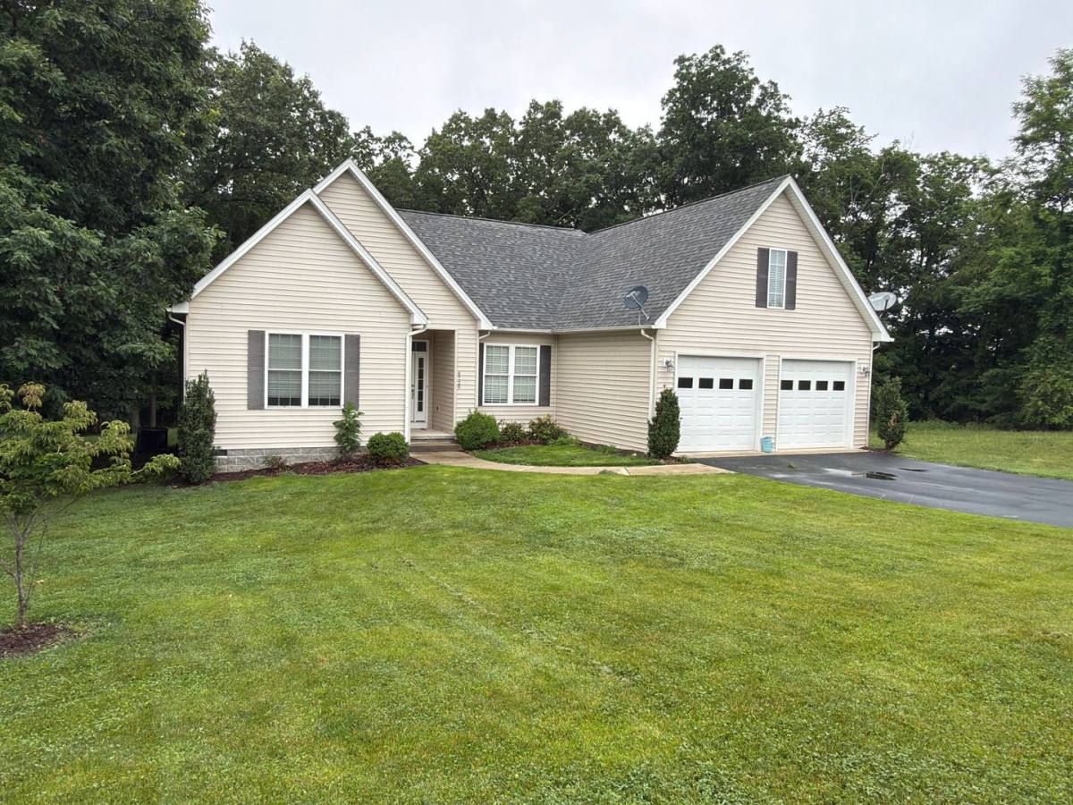 House for rent at 6729 Bradley Rd, Radford, VA 24141