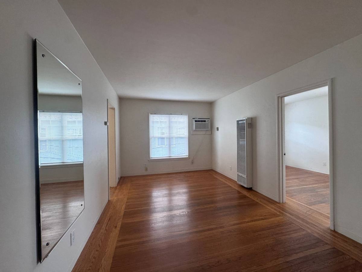 Apartment for rent at 2231 11th Ave, Sacramento, CA 95818