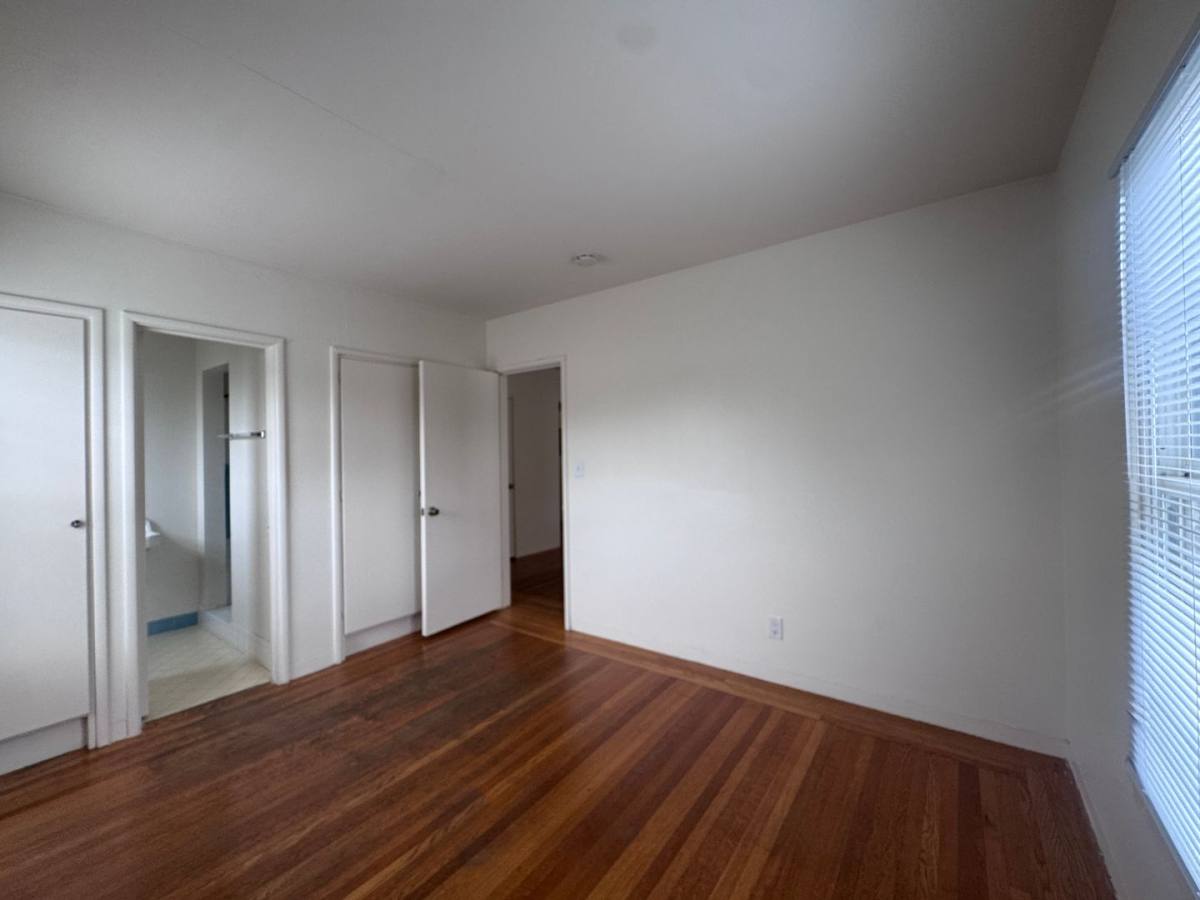 Apartment for rent at 2231 11th Ave, Sacramento, CA 95818