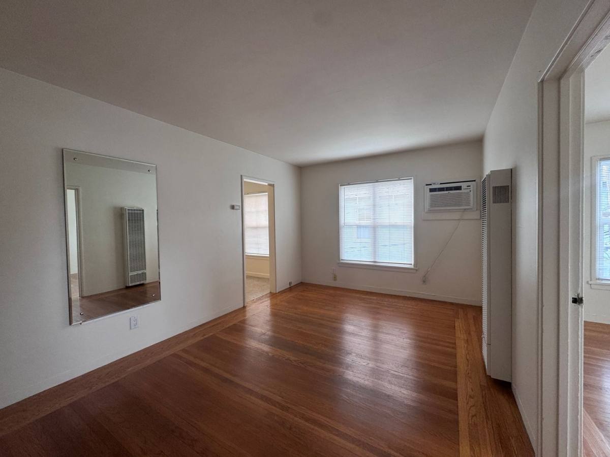 Apartment for rent at 2231 11th Ave, Sacramento, CA 95818