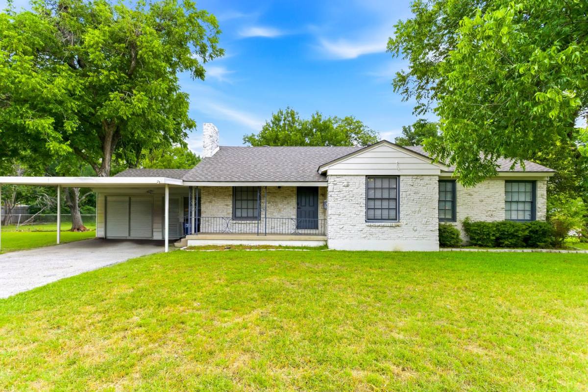 House for rent at 3500 Corto Ave, Fort Worth, TX 76109
