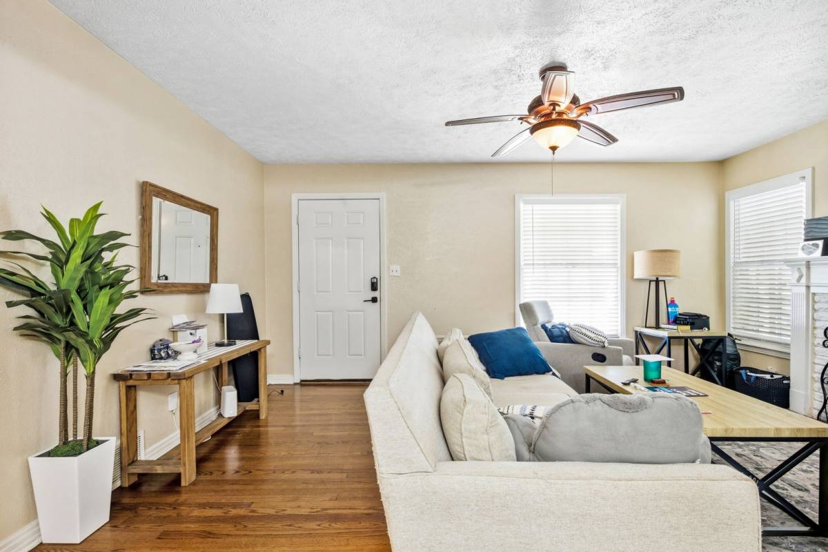 House for rent at 3500 Corto Ave, Fort Worth, TX 76109