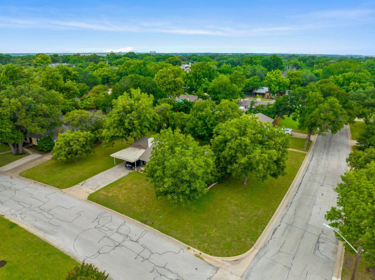 House for rent at 3500 Corto Ave, Fort Worth, TX 76109
