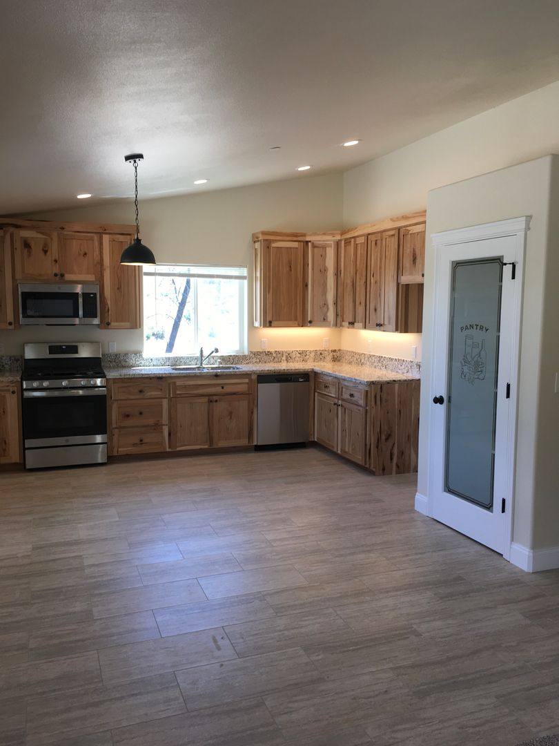 House for rent at 15707 Swasey Mine Lane, Redding, CA 96001