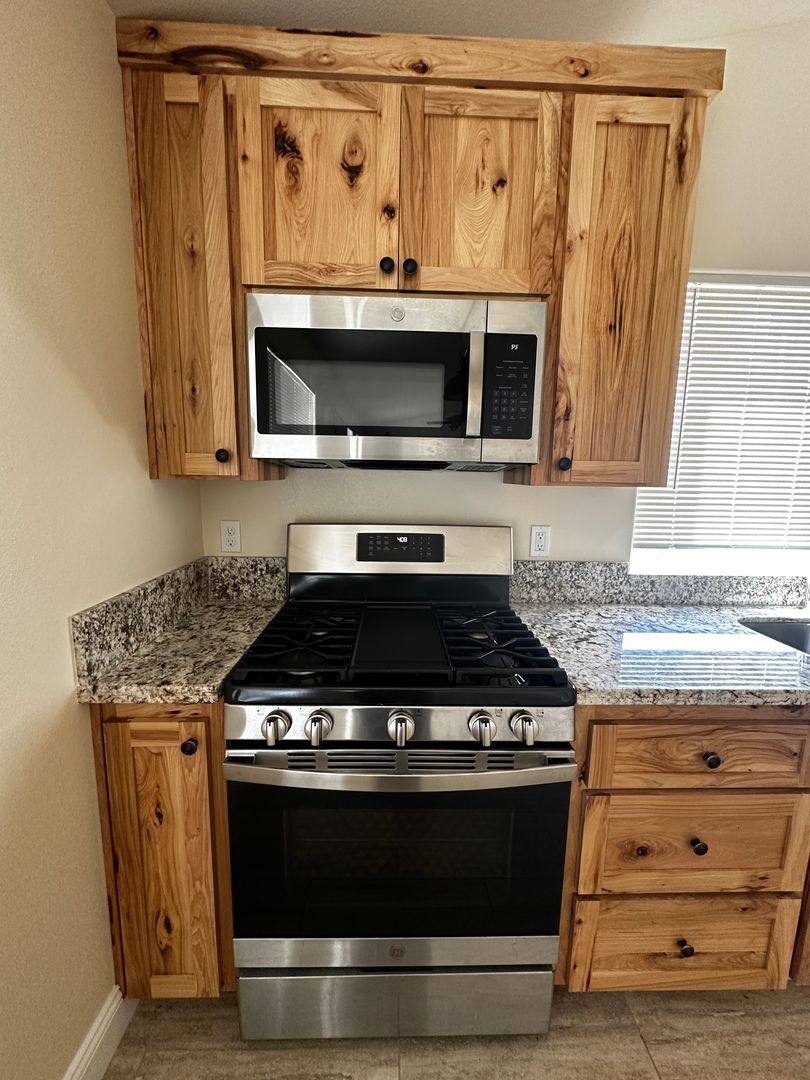 House for rent at 15707 Swasey Mine Lane, Redding, CA 96001