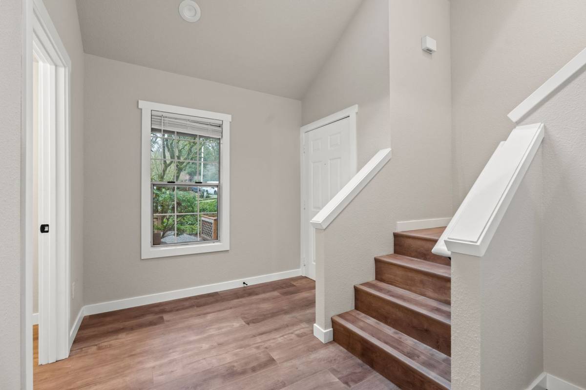 House for rent at 8420 139th Ave NE, Redmond, WA 98052
