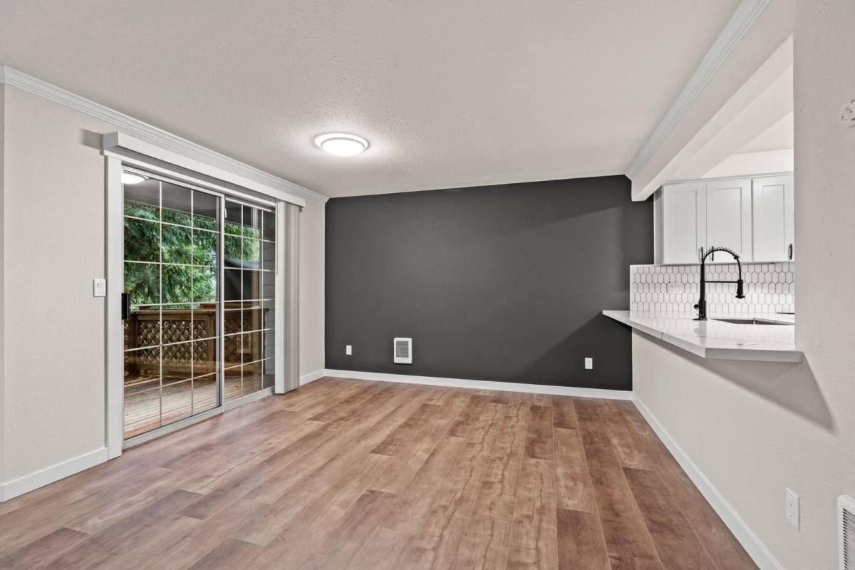 House for rent at 8420 139th Ave NE, Redmond, WA 98052