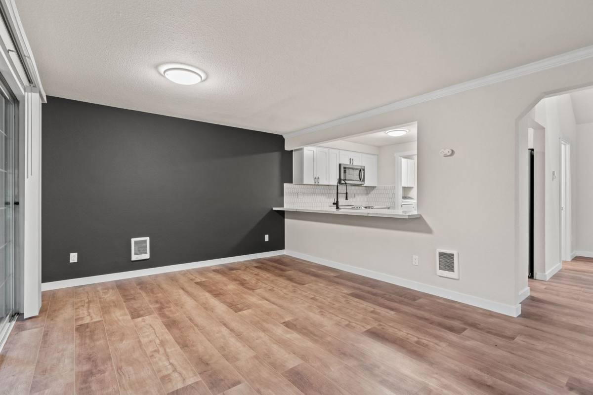 House for rent at 8420 139th Ave NE, Redmond, WA 98052