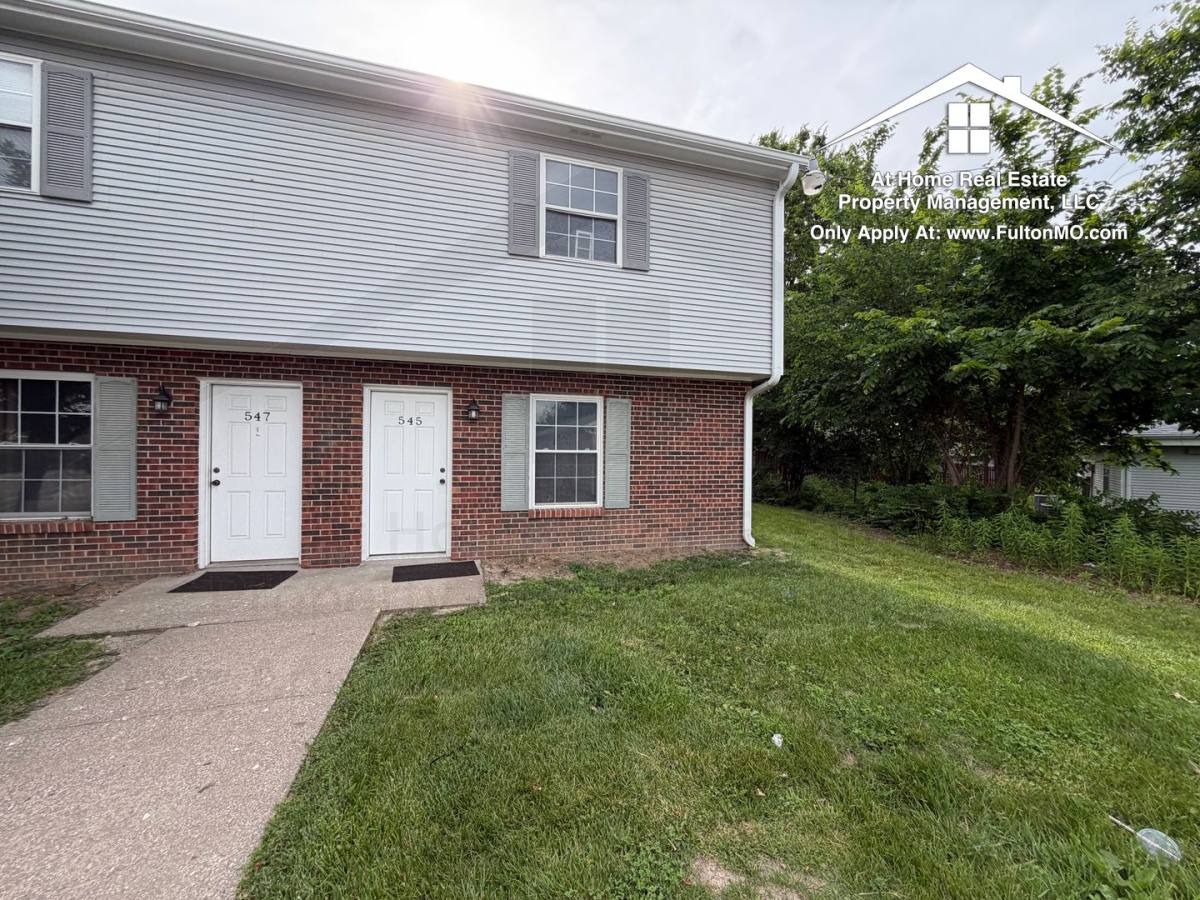 Apartment for rent at 545 Collier Lane, Fulton, MO 65251