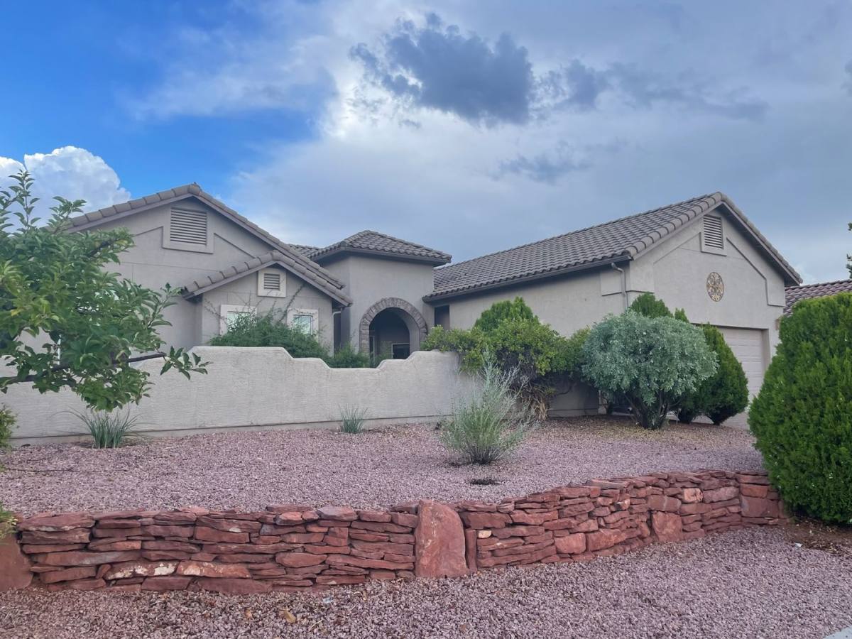 House for rent at 5715 E La Privada Dr, Cornville, AZ 86325