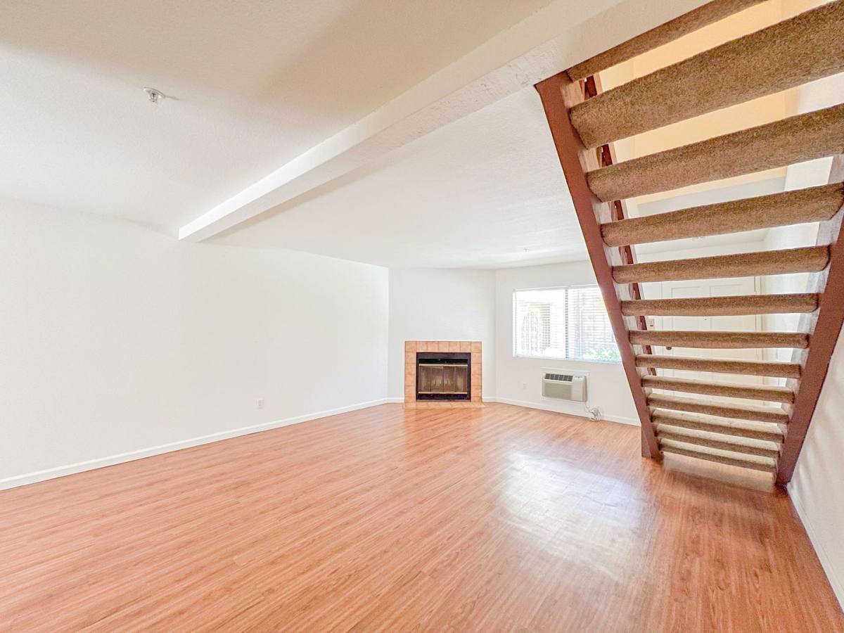 Apartment for rent at 3902- 3920 Howard Ave, Los Alamitos, CA 90720