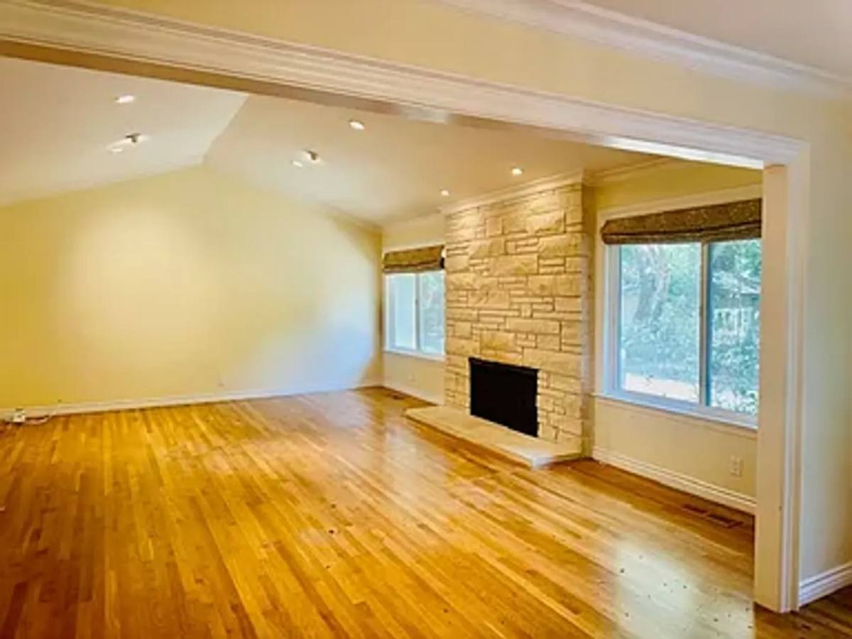 Apartment for rent at 19952 Moran Lane, Saratoga, CA 95070