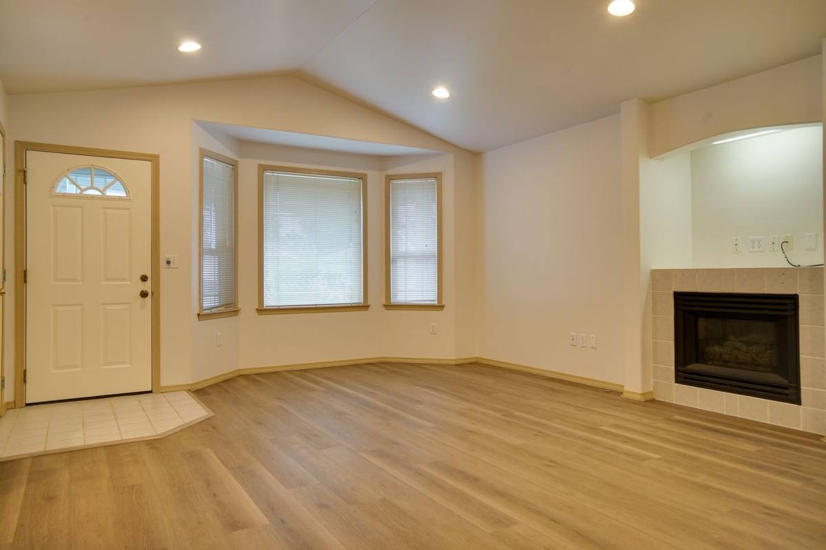 House for rent at 1910 N Court SE, Auburn, WA 98002
