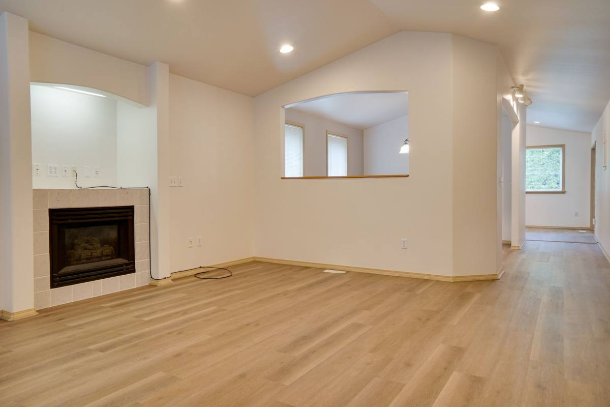 House for rent at 1910 N Court SE, Auburn, WA 98002
