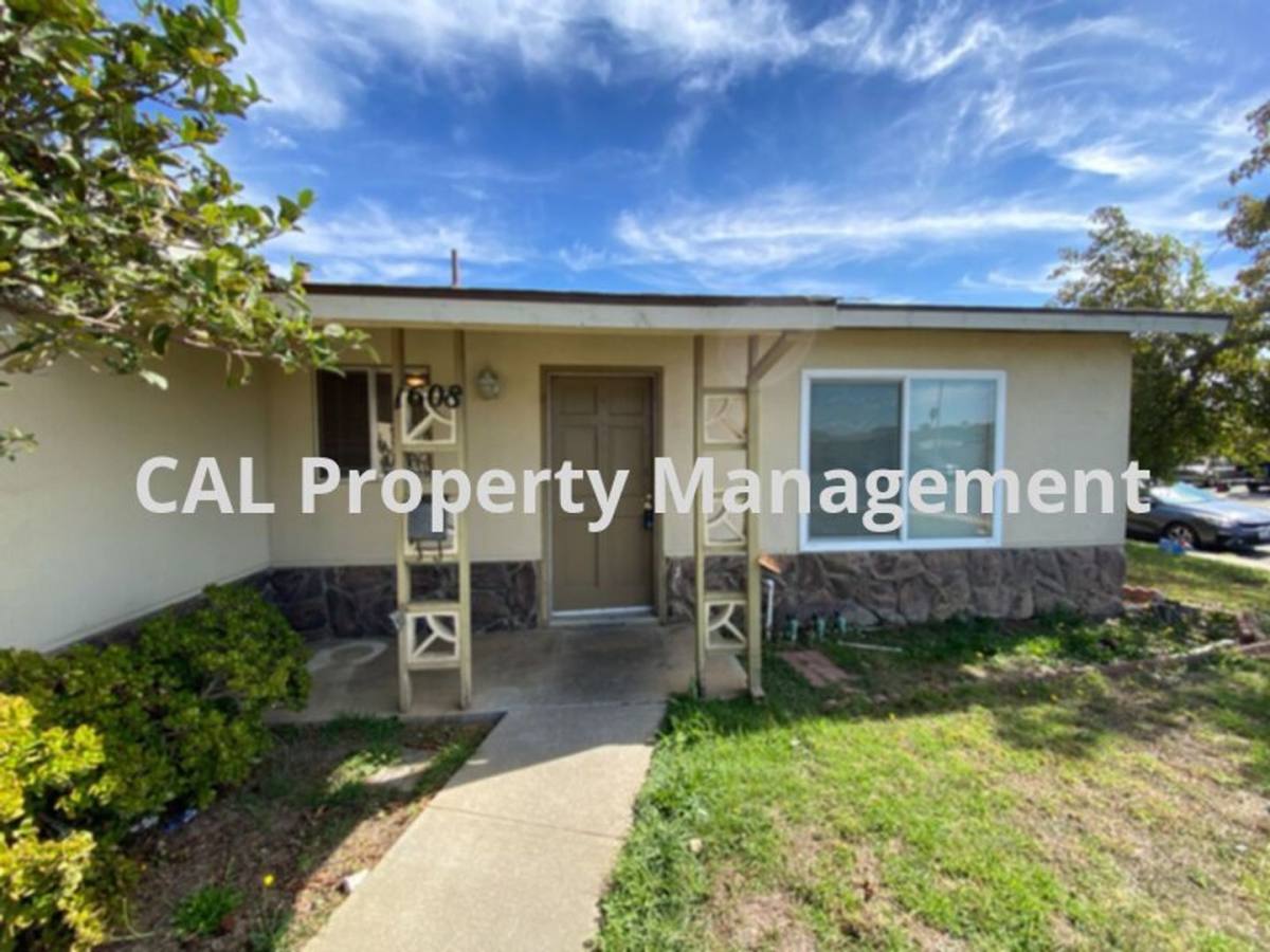 House for rent at 1608 Ukiah Way, Salinas, CA 93906