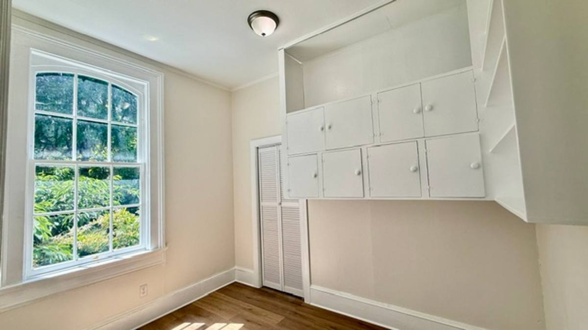 Apartment for rent at 375-387 5th Ave, San Francisco, CA 94118