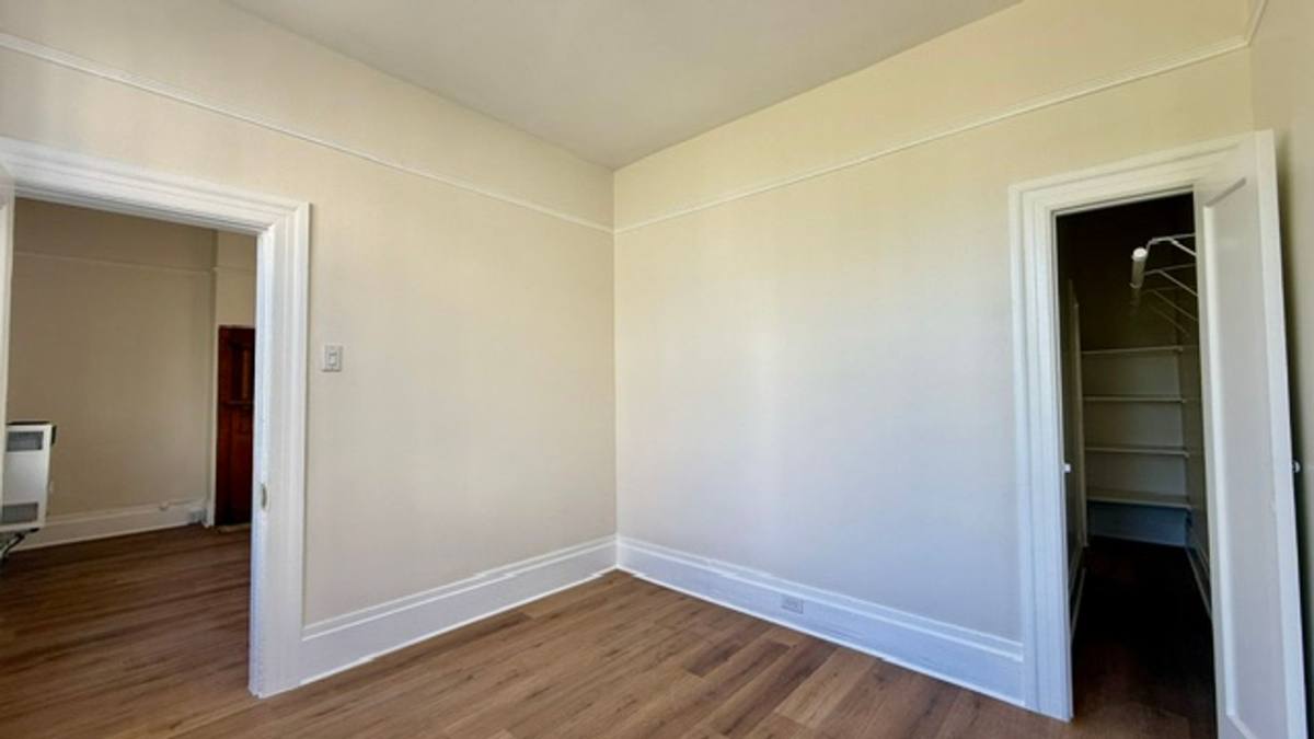Apartment for rent at 375-387 5th Ave, San Francisco, CA 94118